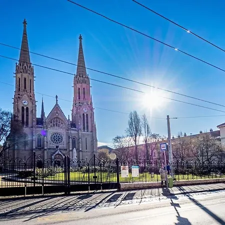 Rose Corner Apartment
